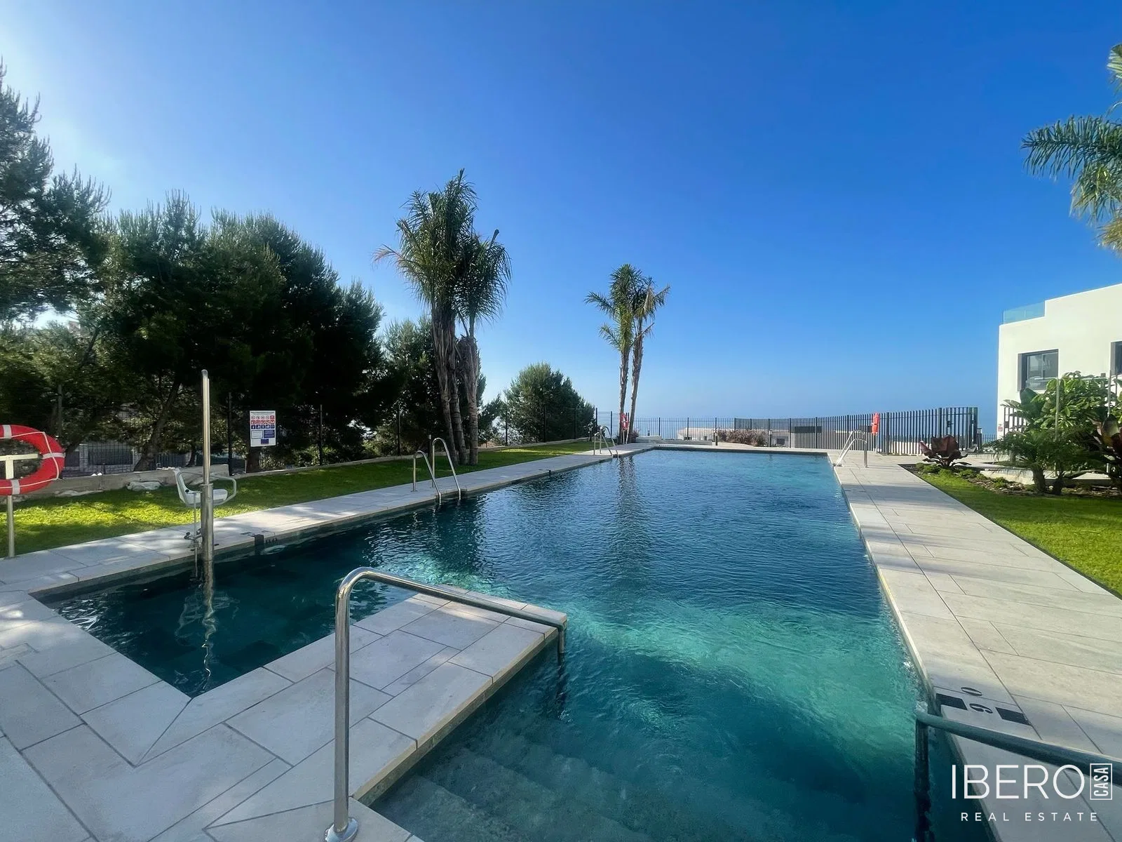 New-build 2-bedroom apartment with sea view, Benalmadena