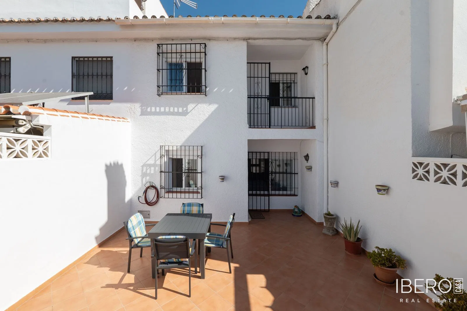 Dům se 4 ložnicemi kousek od mariny, Nueva Andalucía