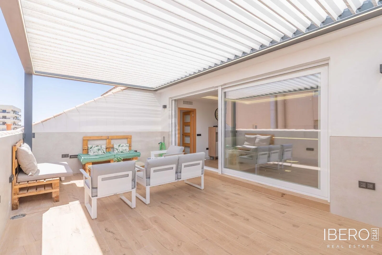 Zrekonstruovaný apartmán se 3 ložnicemi kousek od mariny, Fuengirola