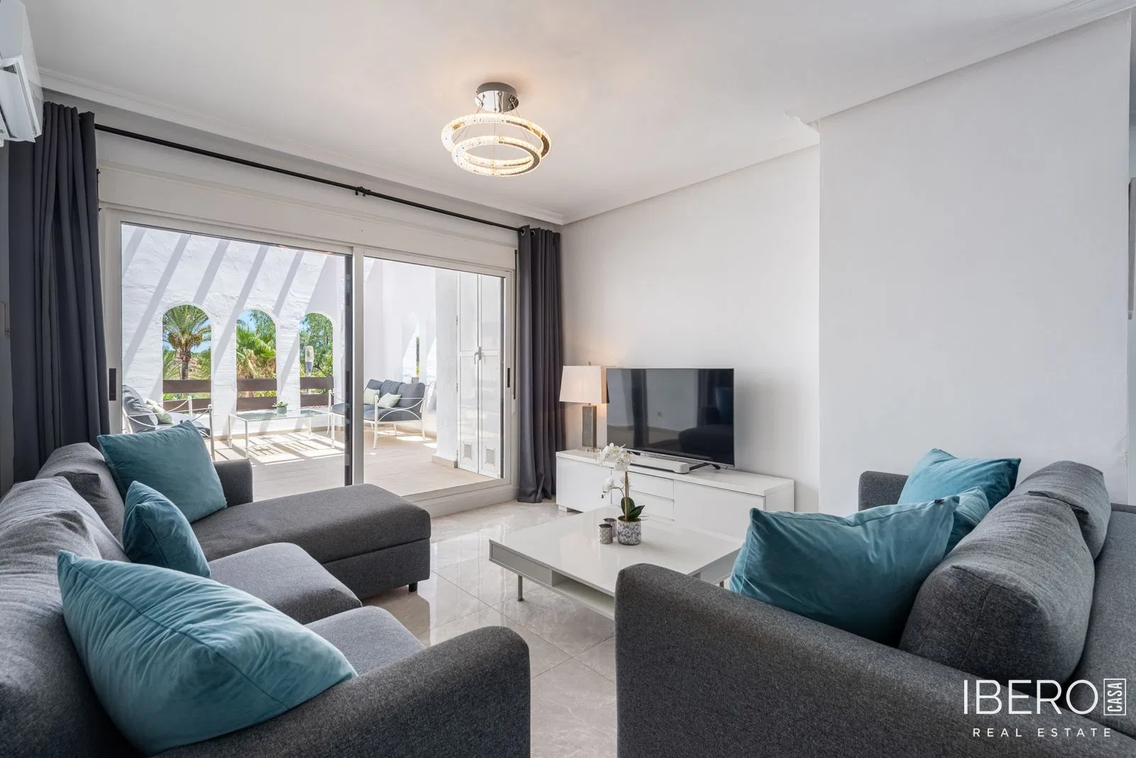 Zrekonstruovaný apartmán se 3 ložnicemi, Nueva Andalucía
