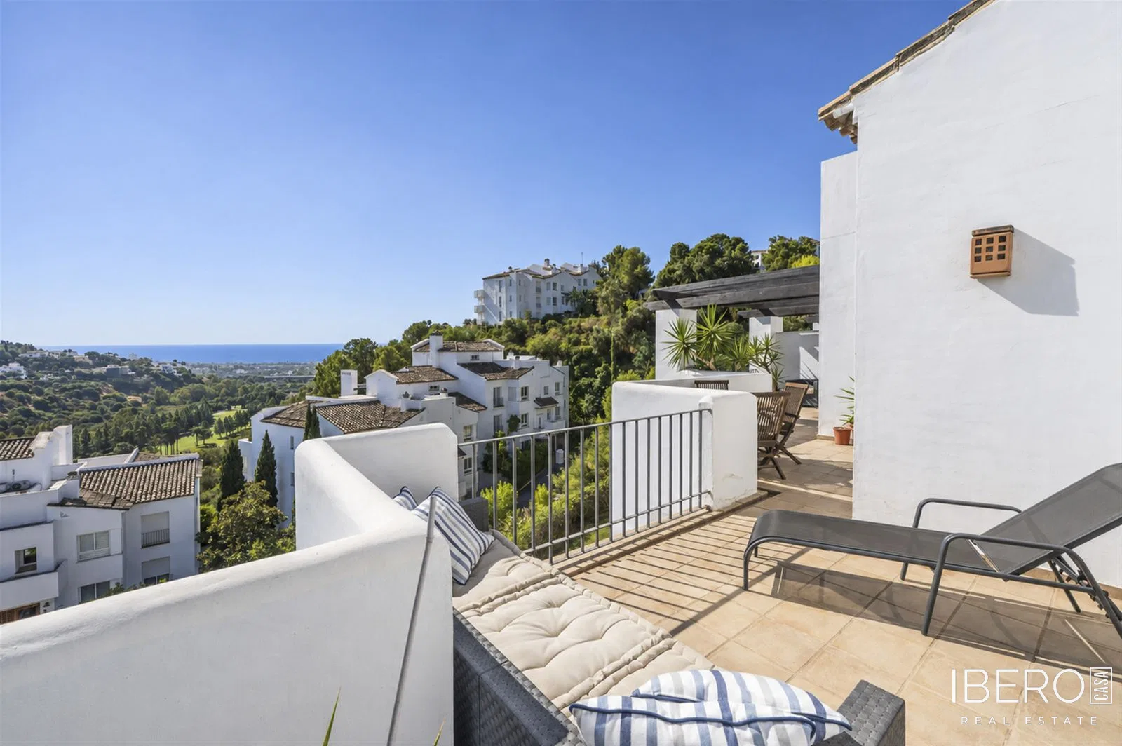 Apartmán se 3 ložnicemi a výhledem na moře, Benahavís