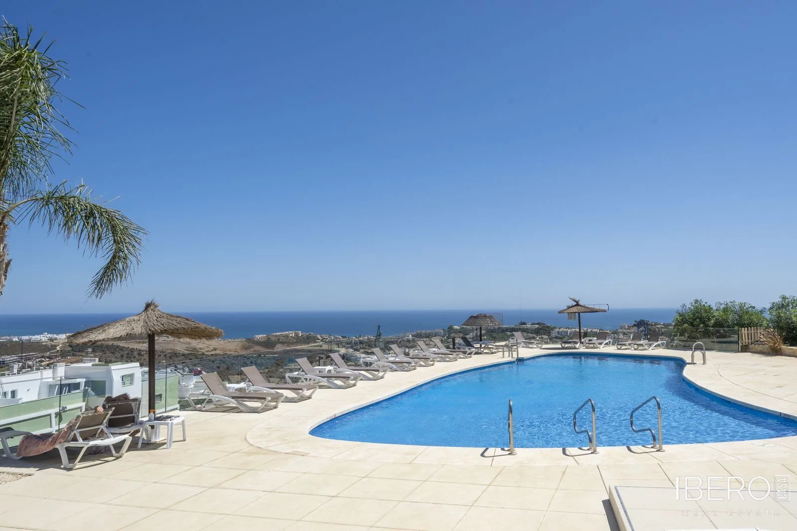 Apartmán se 3 ložnicemi a výhledem na moře, Calanova Golf
