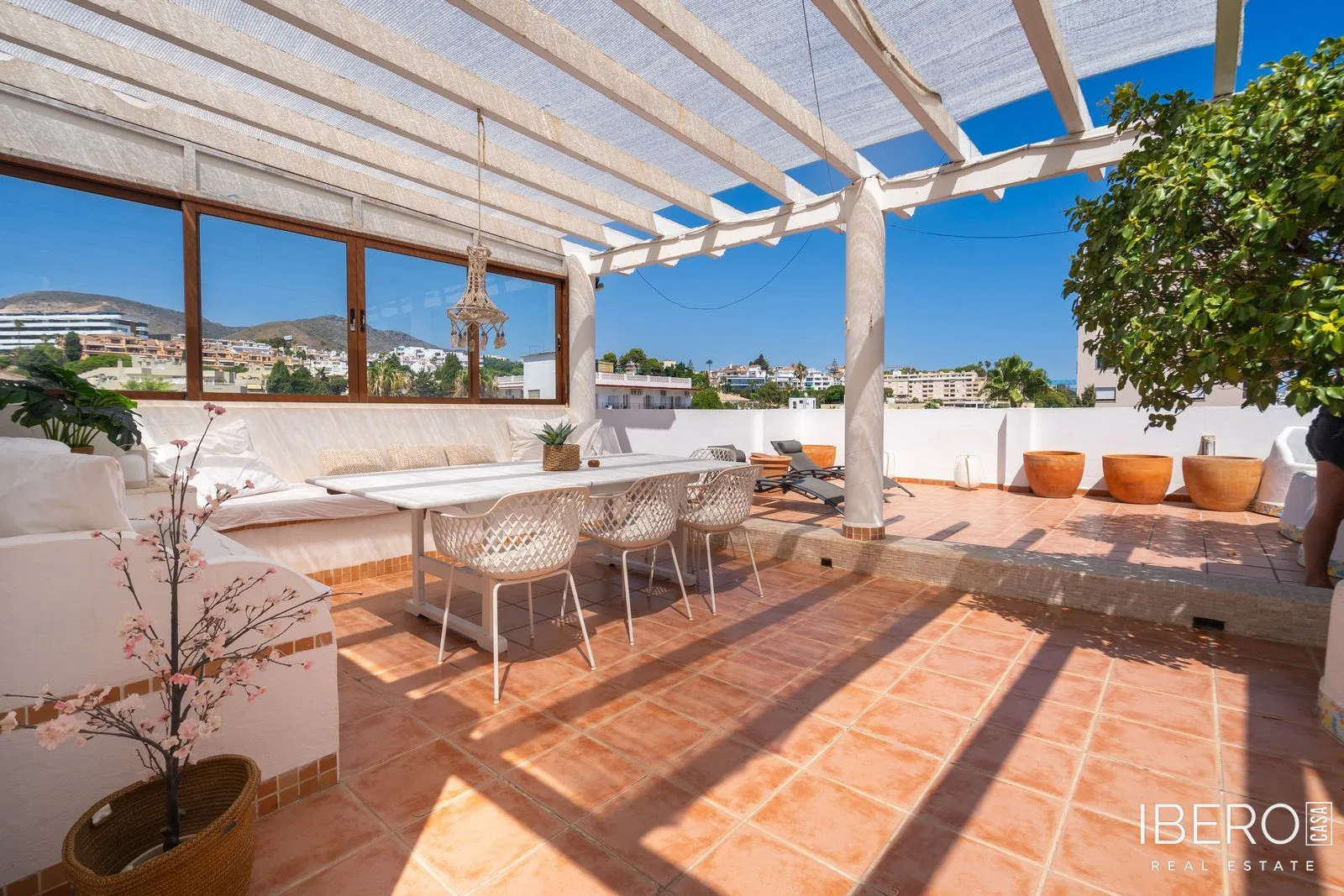 Apartmán se 4 ložnicemi a výhledem na moře, La Carihuela