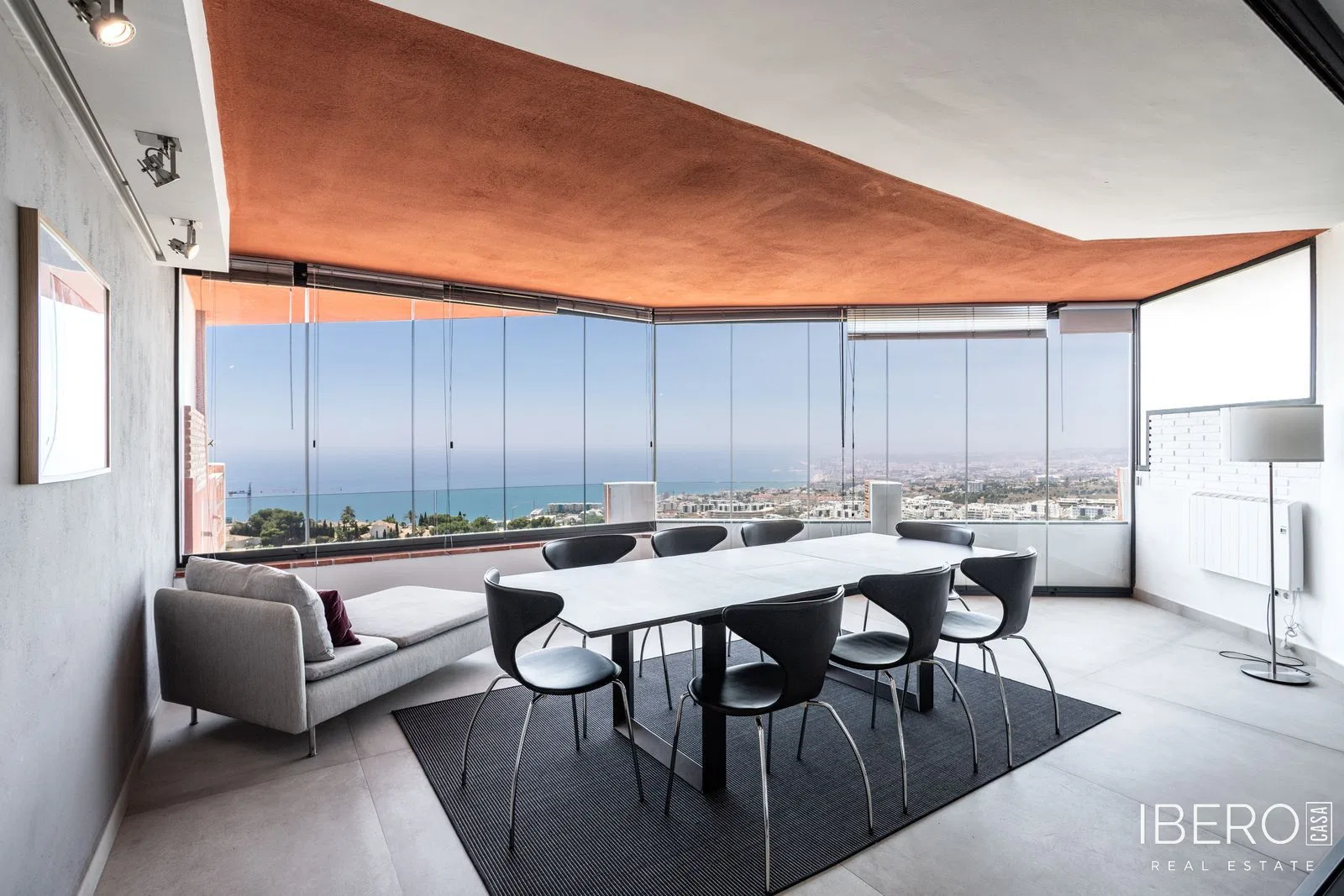 Apartamento de 3 dormitorios con vistas al mar, Higueron