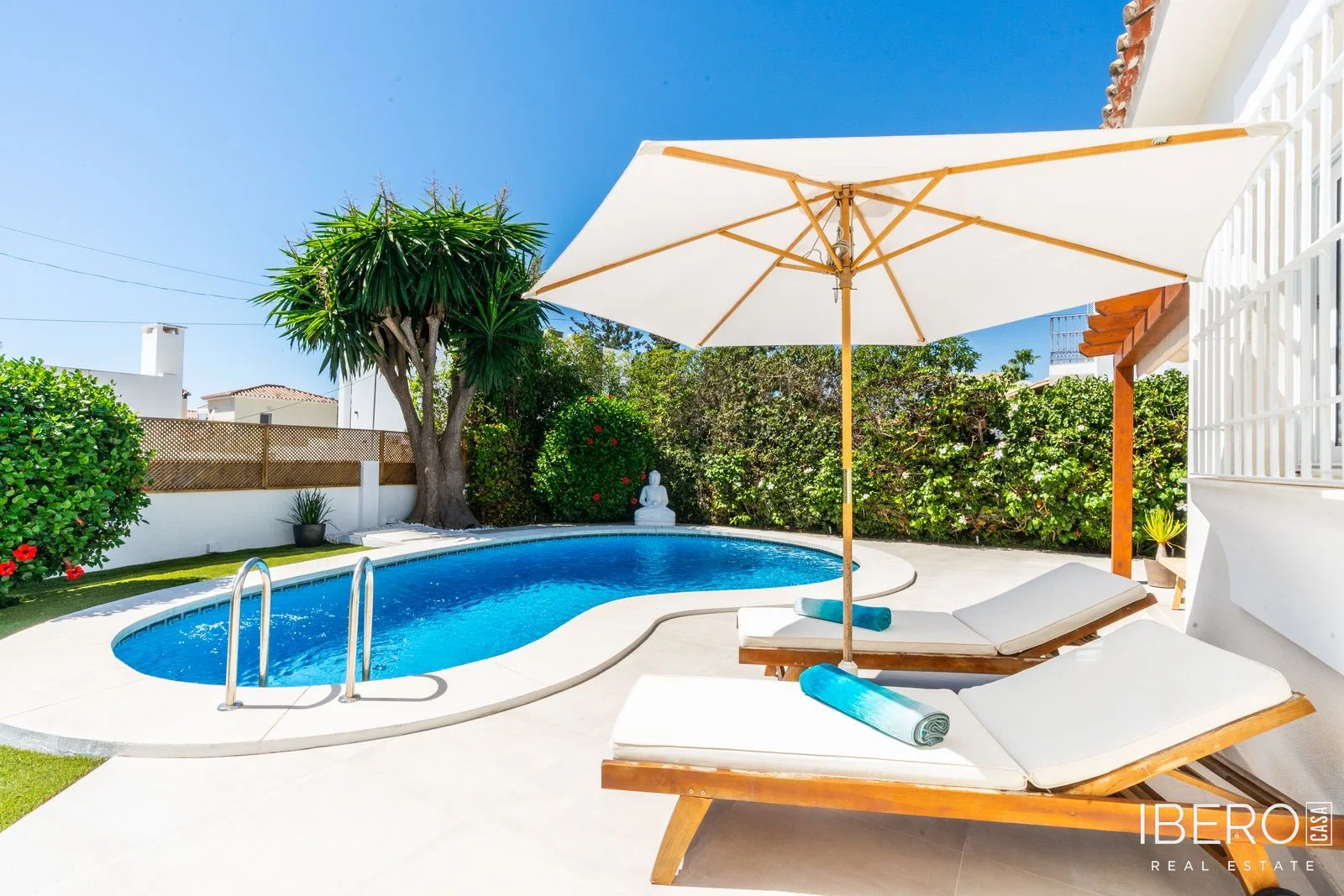 Casa reformada de 3 dormitorios con vistas al mar, Marbesa