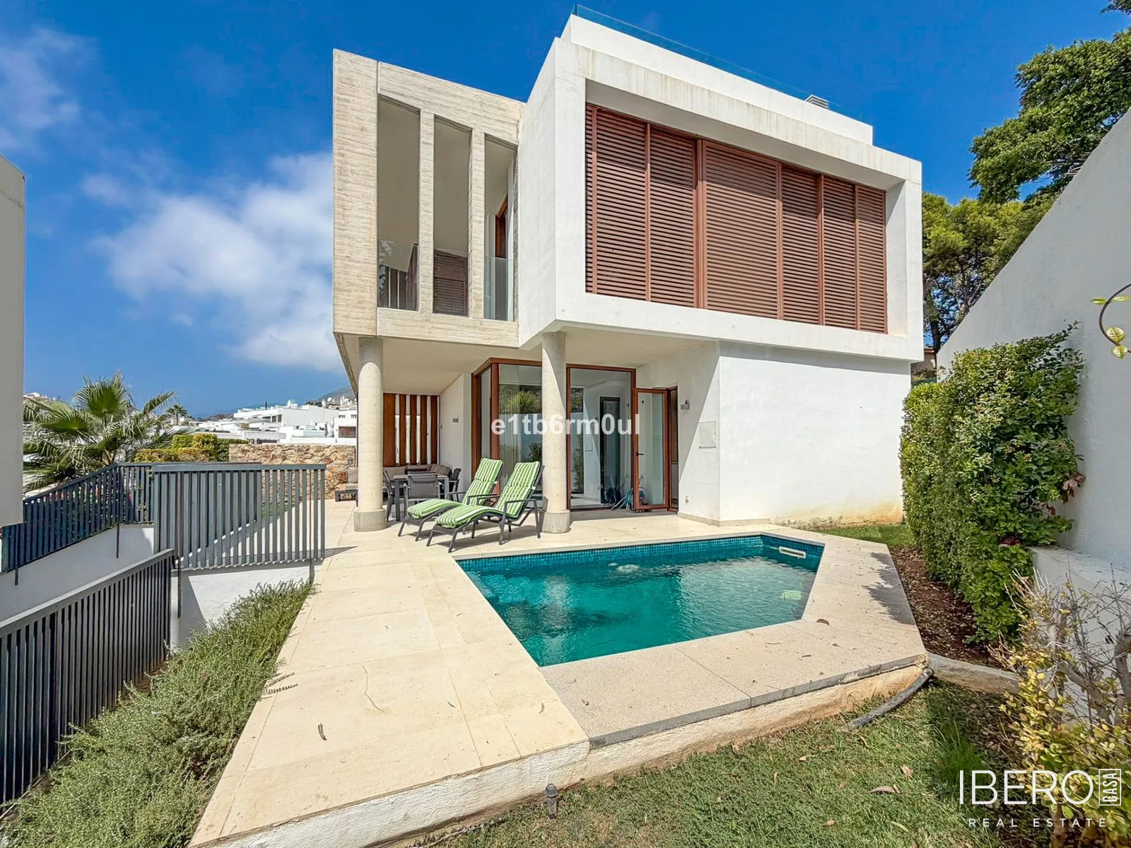 4-bedroom house near the marina, The Golden Mile