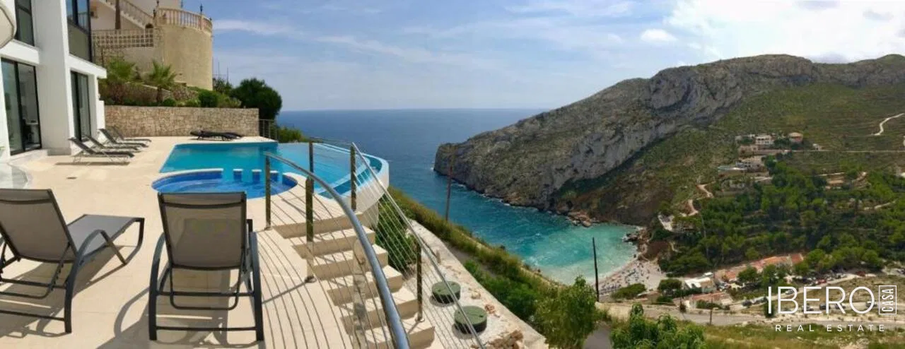 Dům se 4 ložnicemi, javea