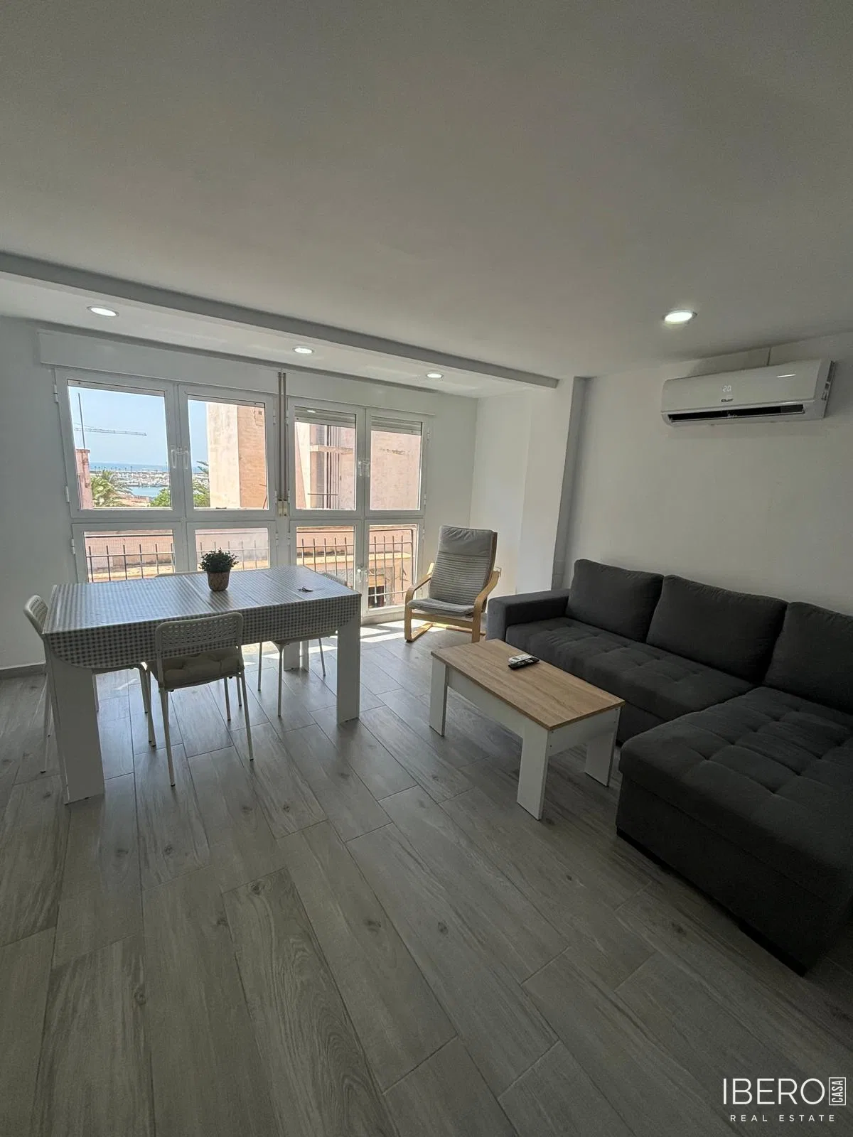 Apartment 4+kk Torrevieja