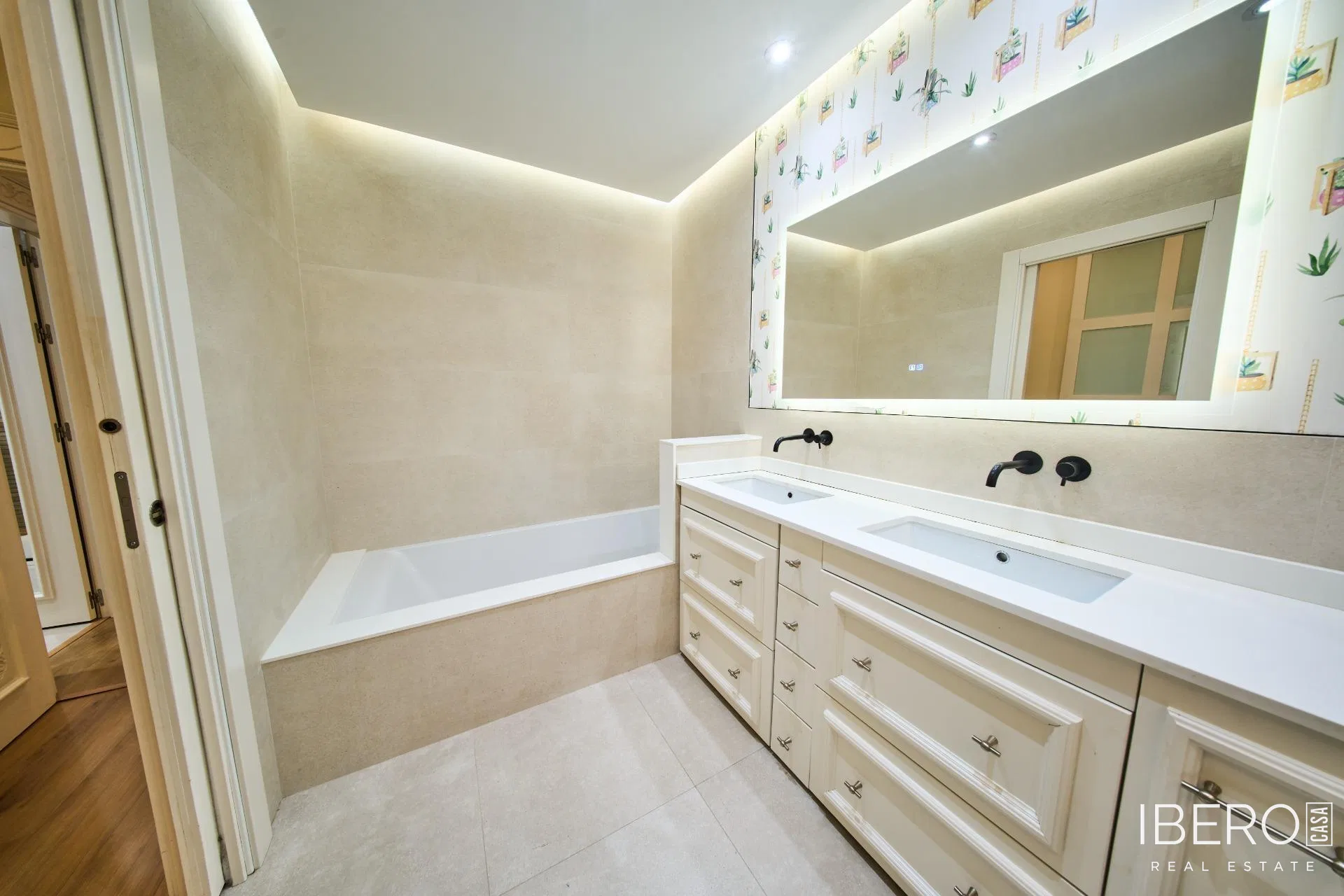 Apartmán s 3 spálňami, Granada