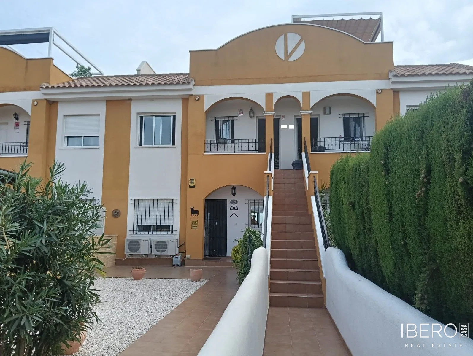 Apartmán s 2 spálňami a strešnou terasou v Los Montesinos