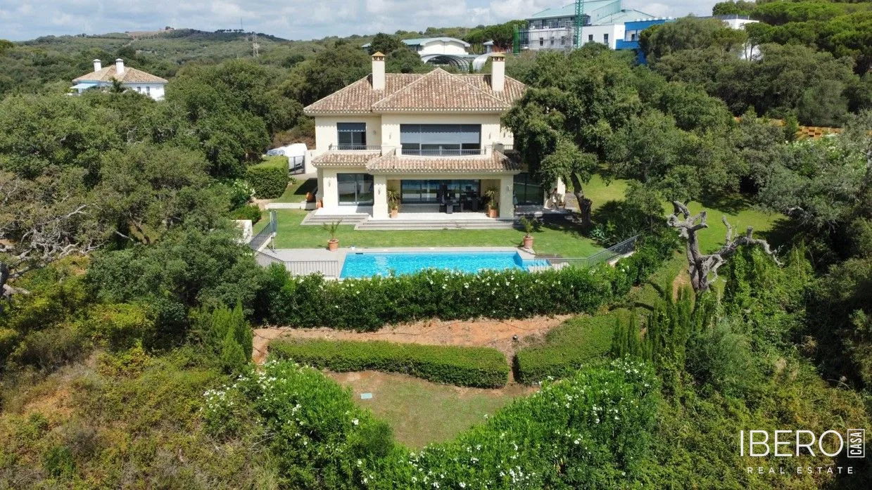 Dom s 5 spálňami a výhľadom na golfové ihrisko, Sotogrande Alto