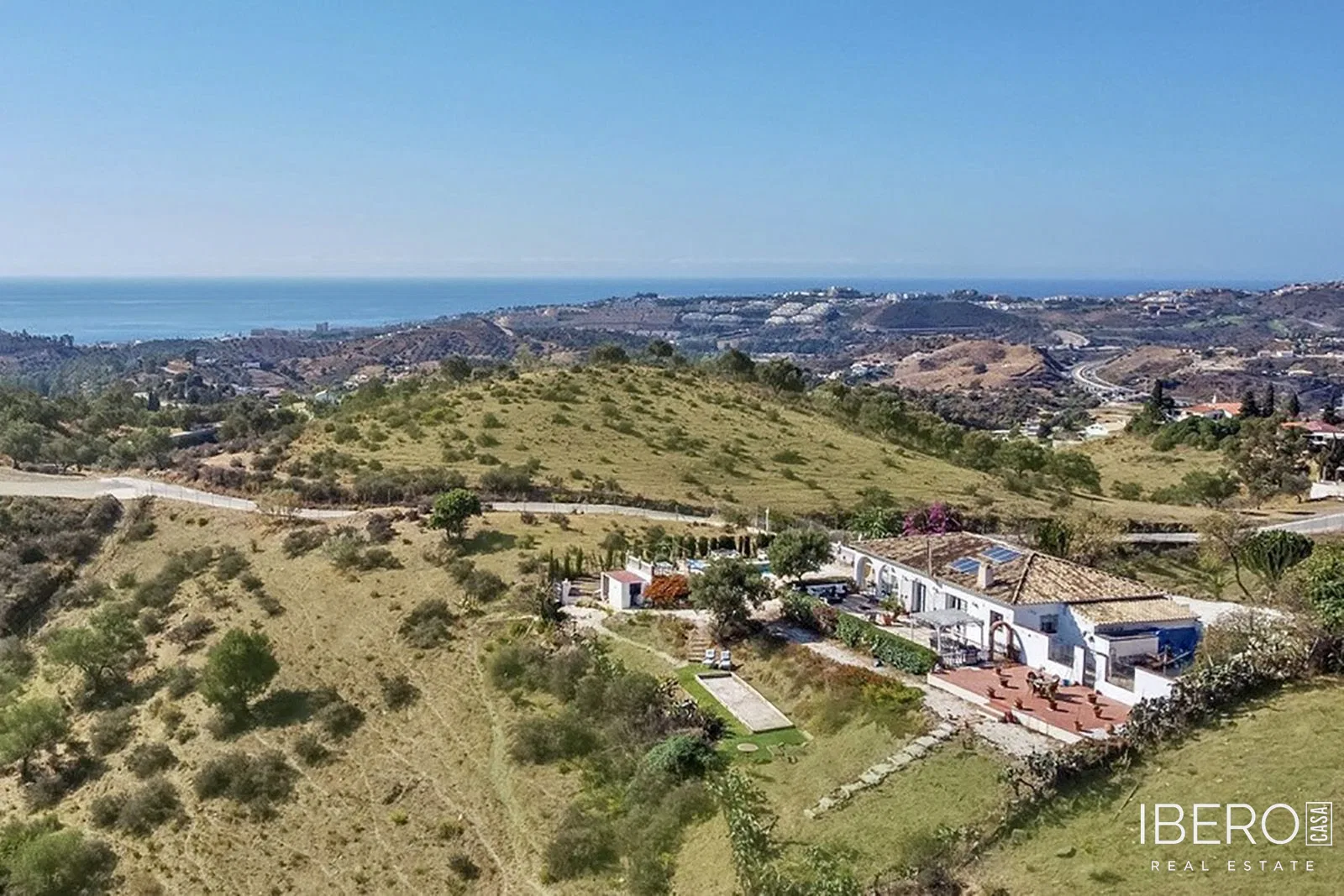 Casa de 4 dormitorios con vistas al mar, La Cala de Mijas
