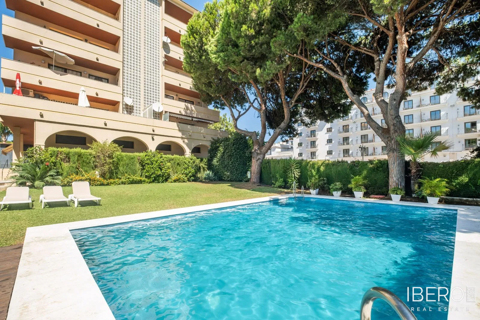 Apartmán se 2 ložnicemi kousek od mariny, Nueva Andalucía